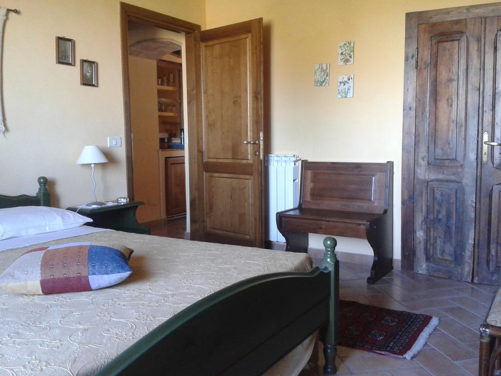 Agriturismo Cantinaccia Di Sopra Pitigliano Kamer foto