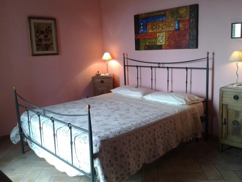 Agriturismo Cantinaccia Di Sopra Pitigliano Kamer foto